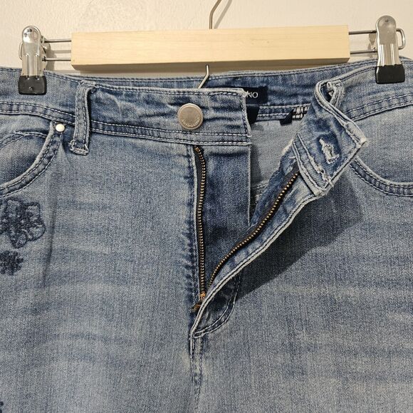 Bandolino - Jeans Capri Denim Embroidered - Plus Size 16 - Blue - Cotton Blend - Picture 5 of 7